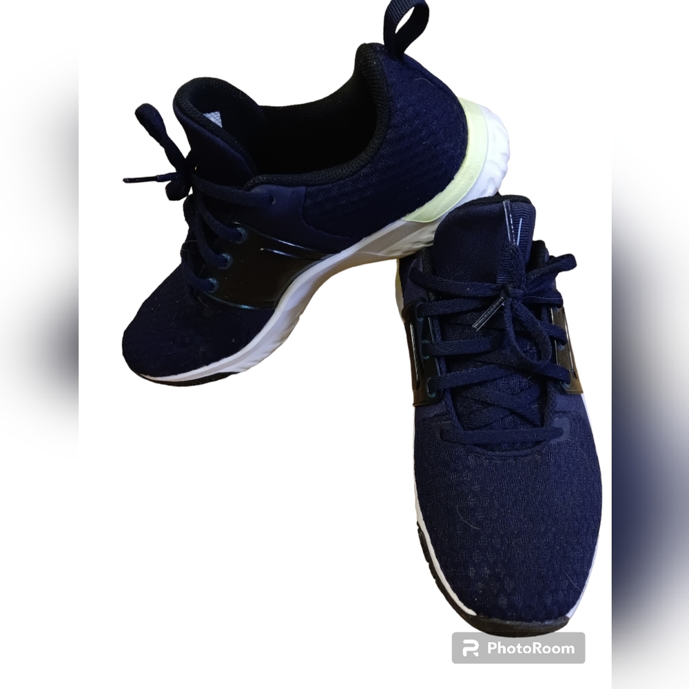 Nike Renew sneakers